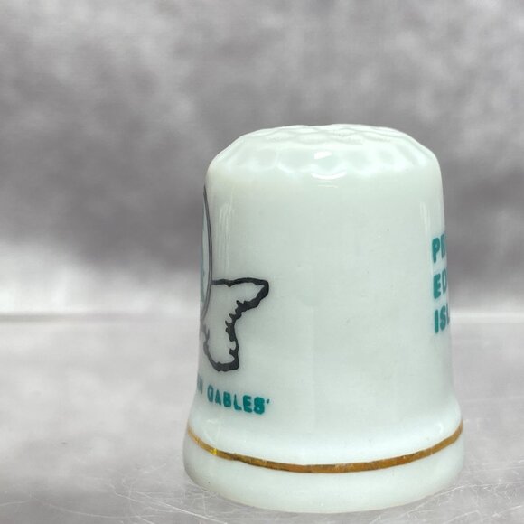 Anne Of Green Gables Souvenir Porcelain Thimble With Prince Edward Island Map - Picture 6 of 9